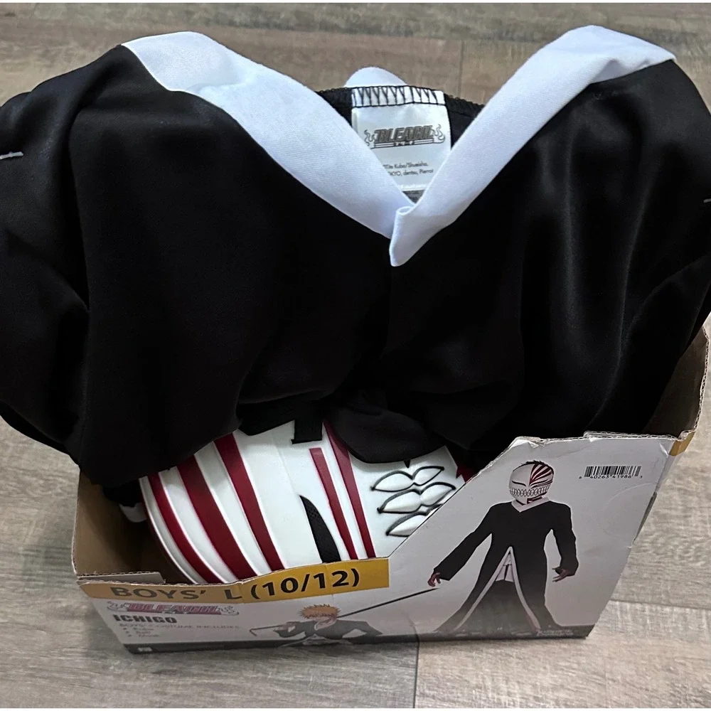 Bleach Ichigo Kurosaki Hollow Mask Halloween Costume Boys Large 10/12 NEW